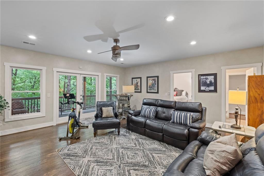 743 Columbine Drive