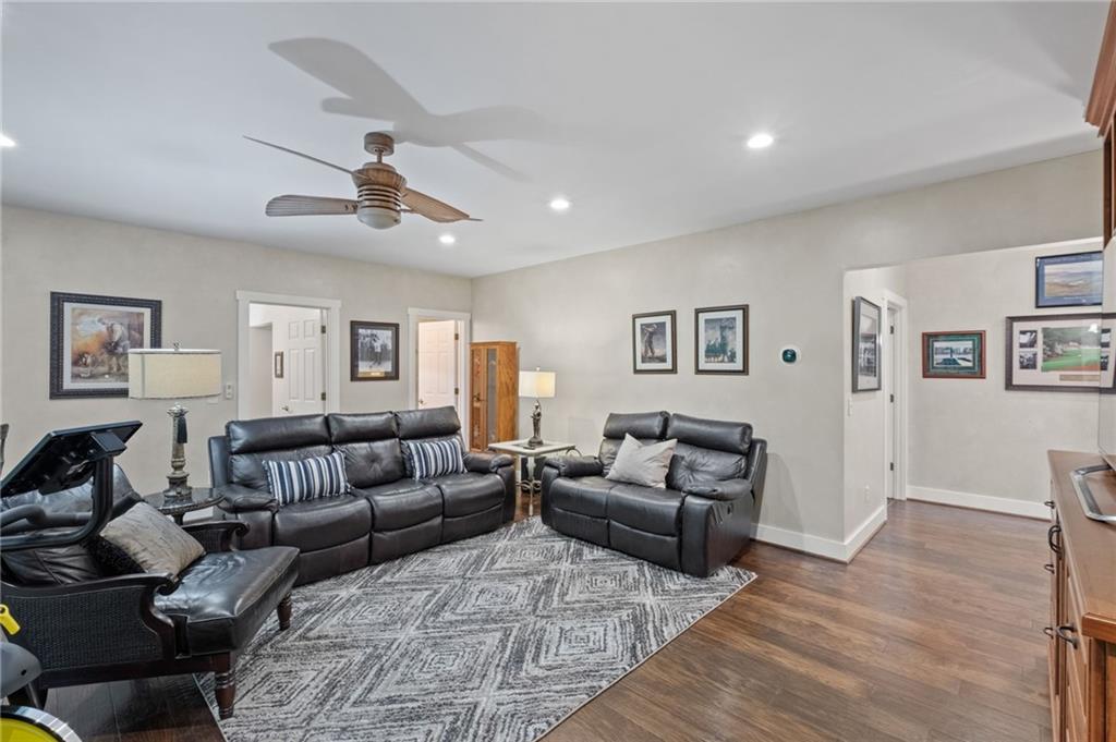 743 Columbine Drive