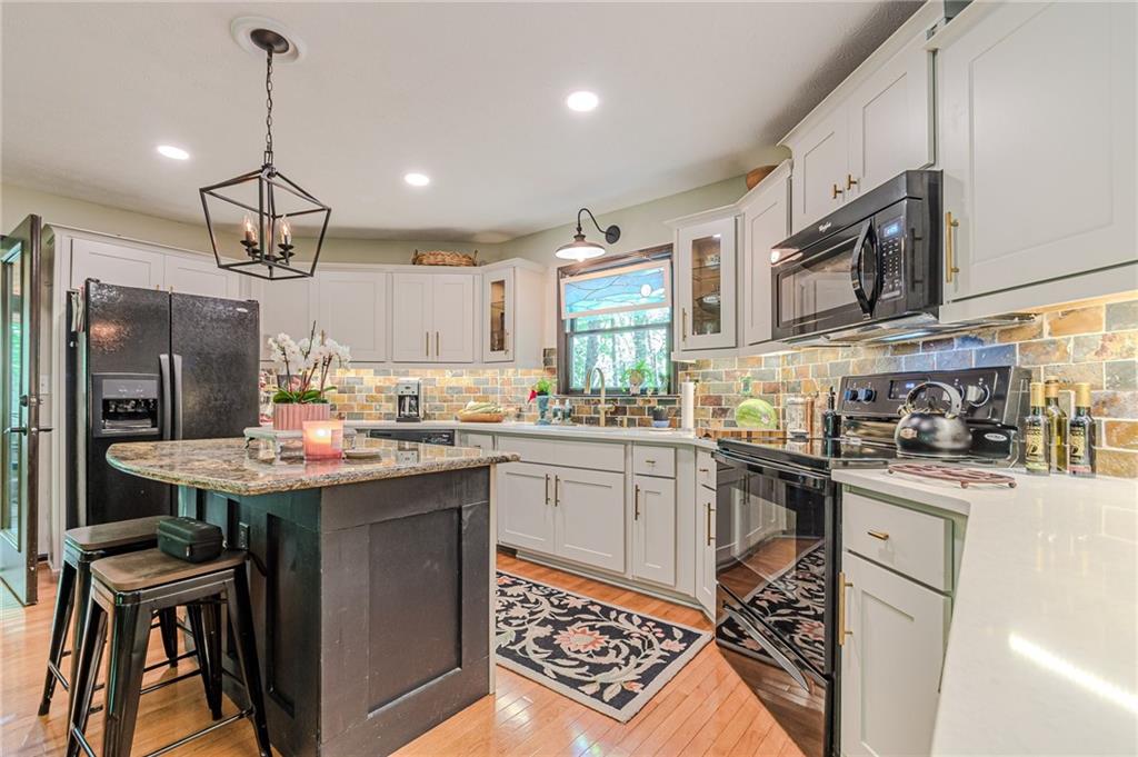 91 Sourwood Circle