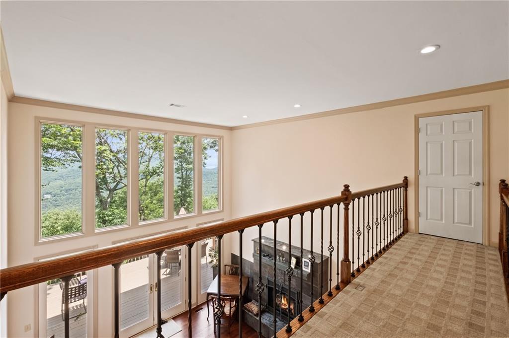 846 Ridgeview Drive