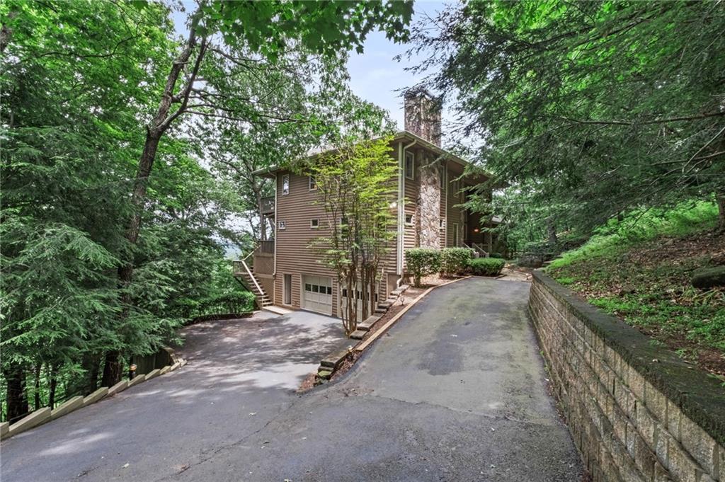 846 Ridgeview Drive