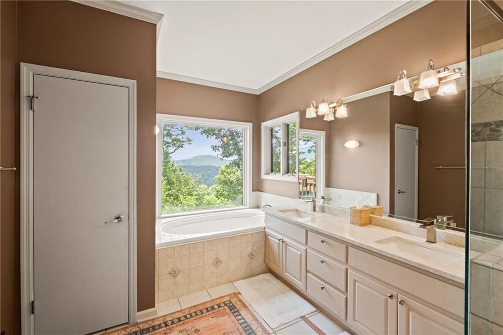 846 Ridgeview Drive