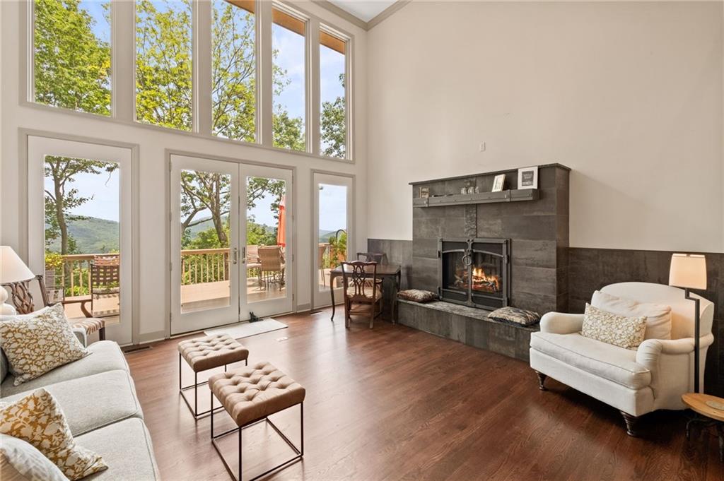 846 Ridgeview Drive