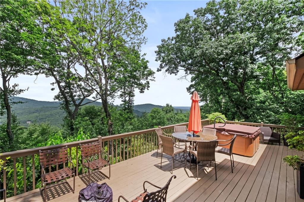846 Ridgeview Drive