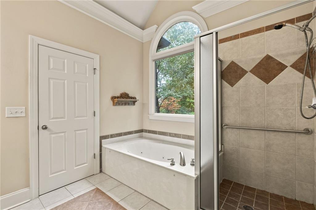 24 Meadowbrook Ridge