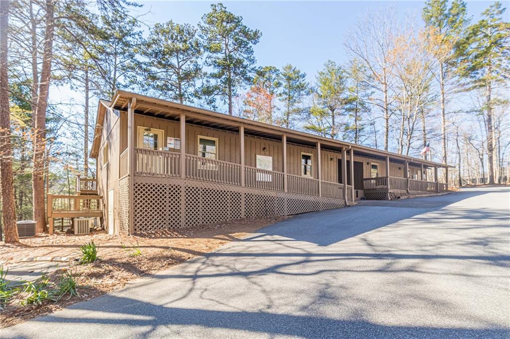 185 Crested Fern Lane