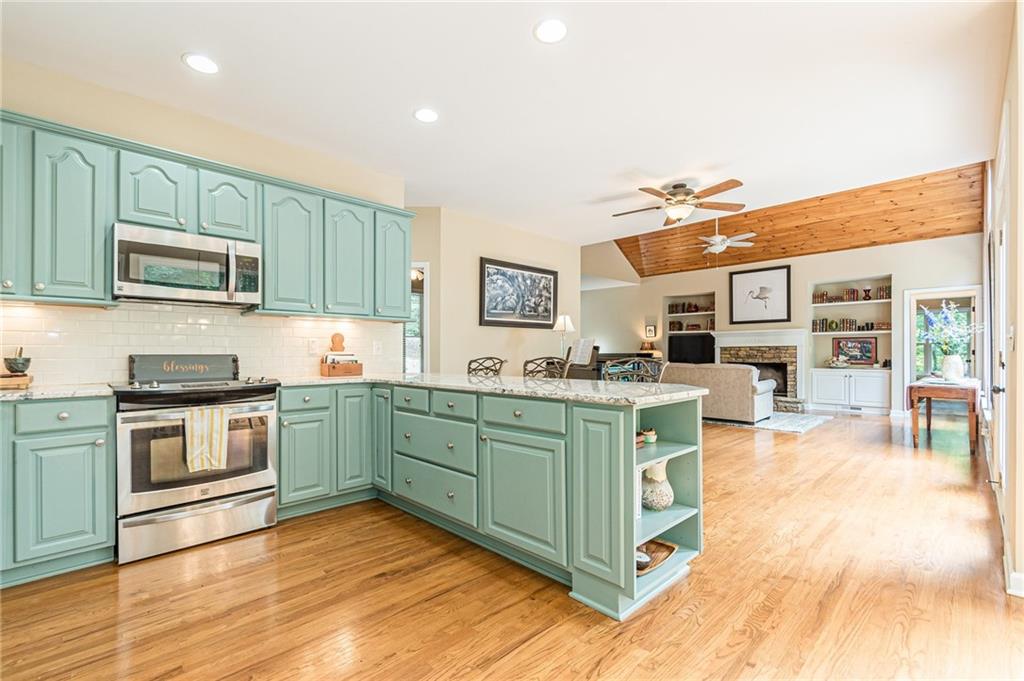 185 Crested Fern Lane