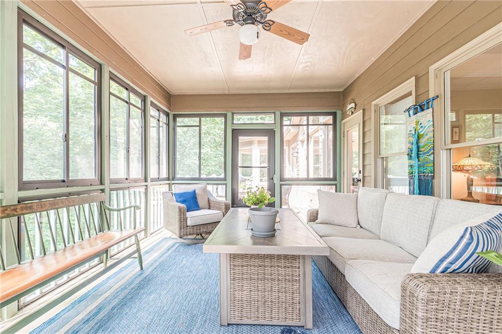 185 Crested Fern Lane