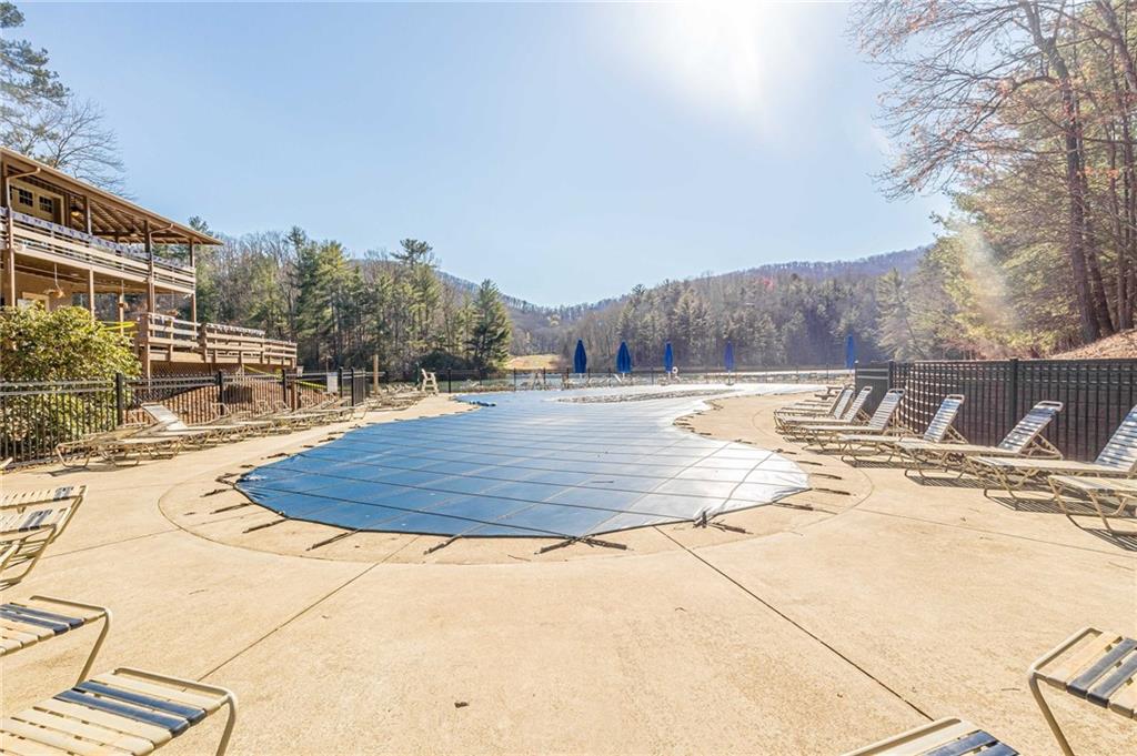 185 Crested Fern Lane