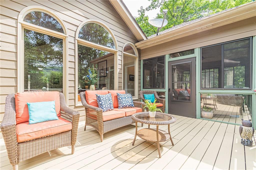 185 Crested Fern Lane
