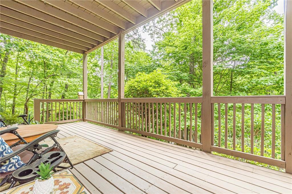185 Crested Fern Lane