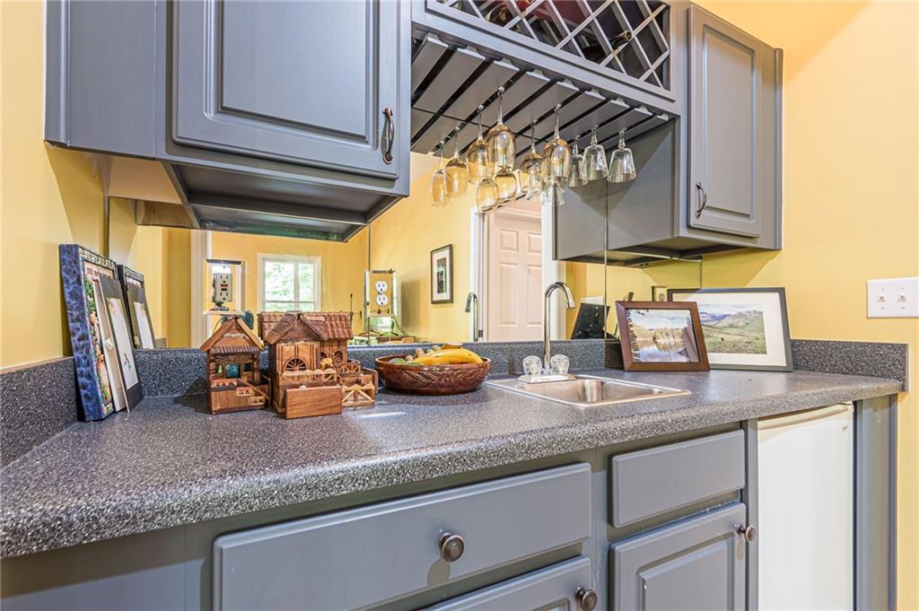 185 Crested Fern Lane