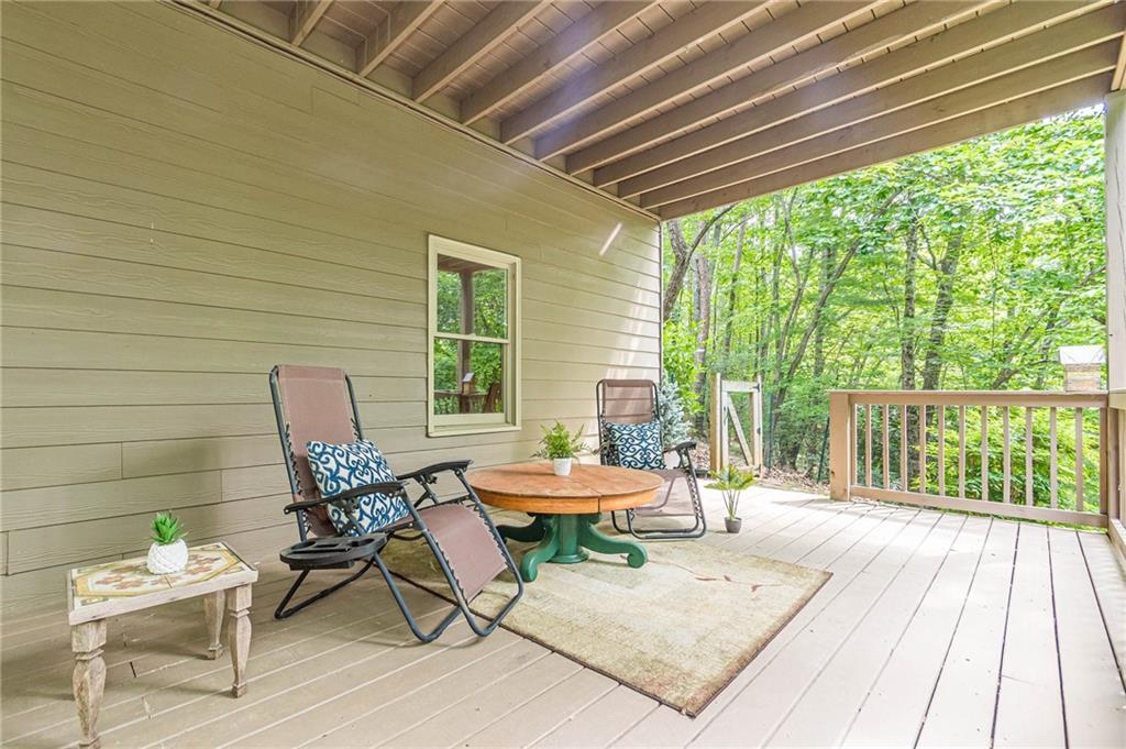185 Crested Fern Lane