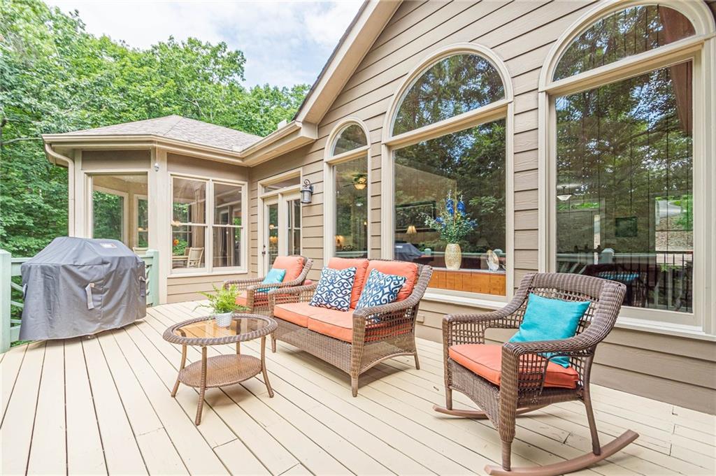185 Crested Fern Lane