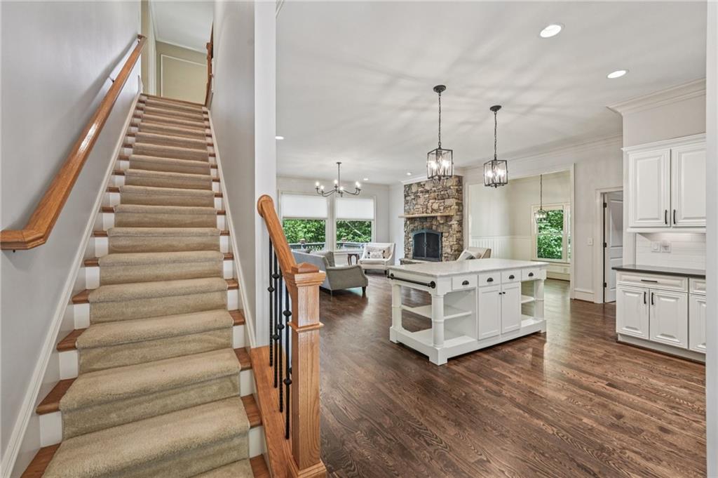 842 Columbine Drive
