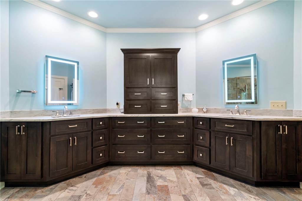 497 Wedgewood Drive