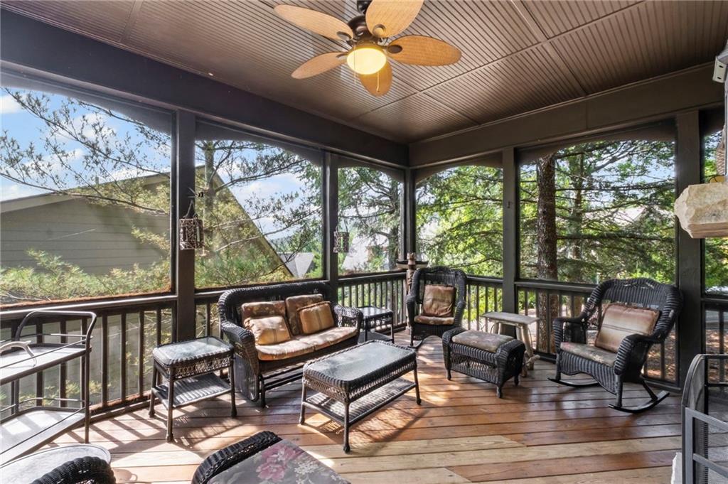 39 Laurel Ridge Trail
