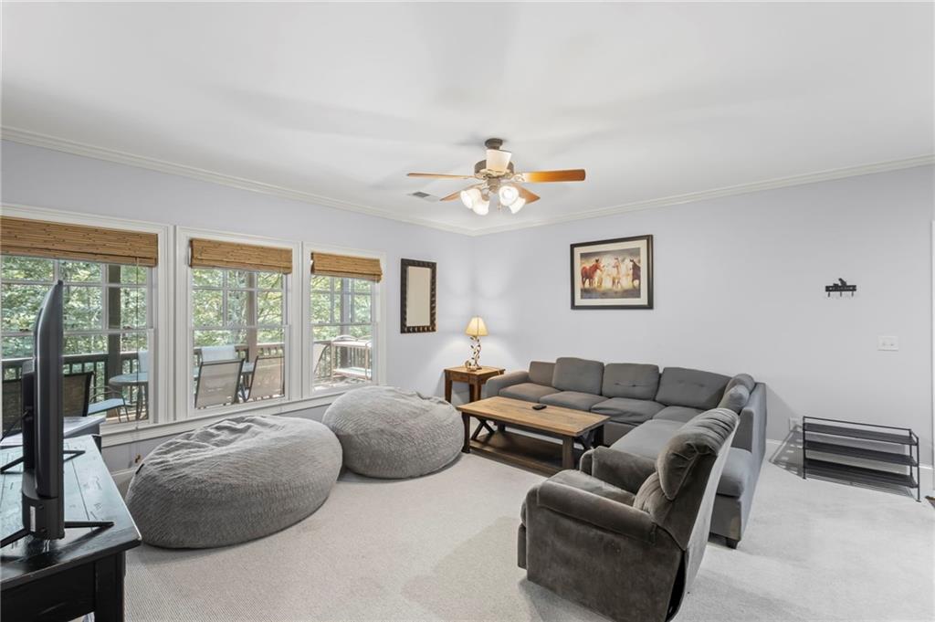 39 Laurel Ridge Trail