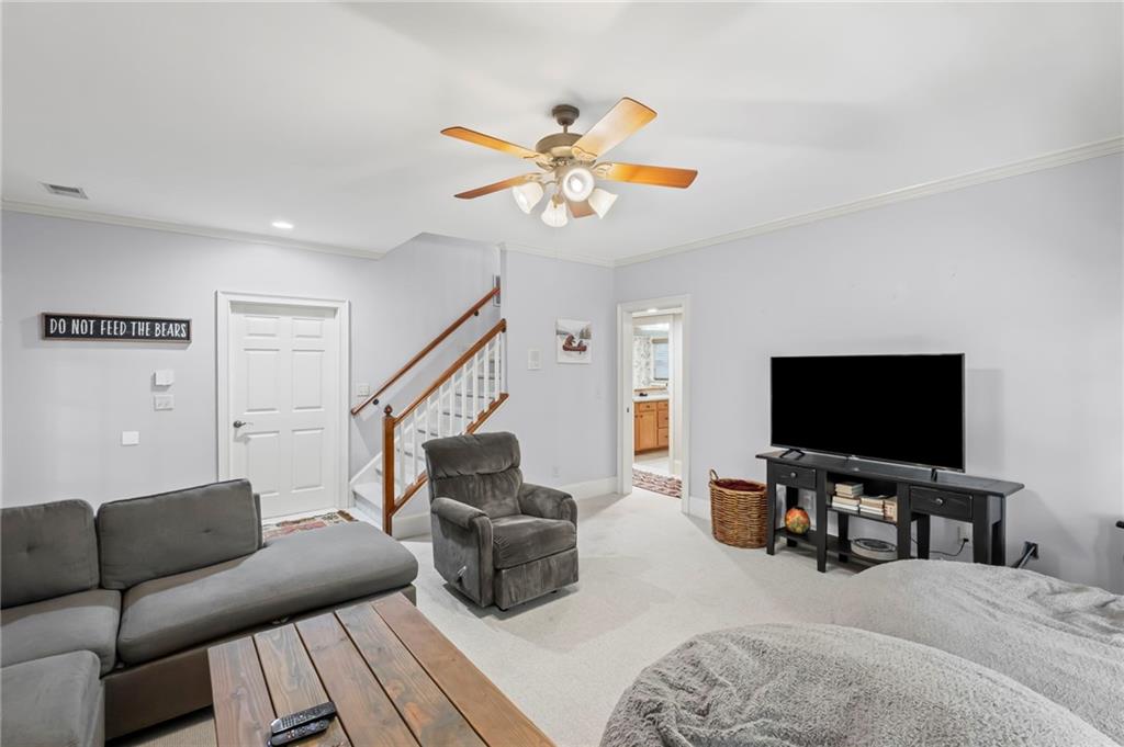 39 Laurel Ridge Trail