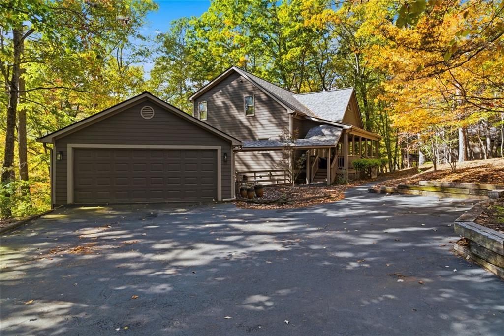 796 Wake Robin Drive