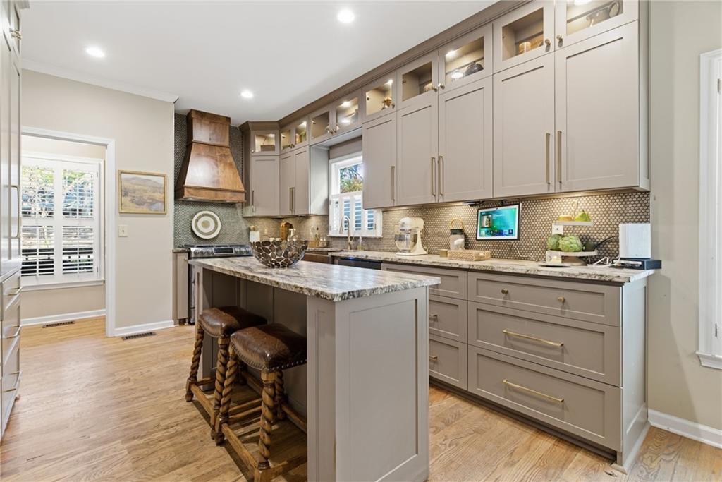 796 Wake Robin Drive