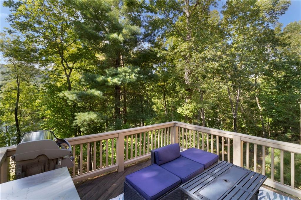 22 Laurel Ridge Point