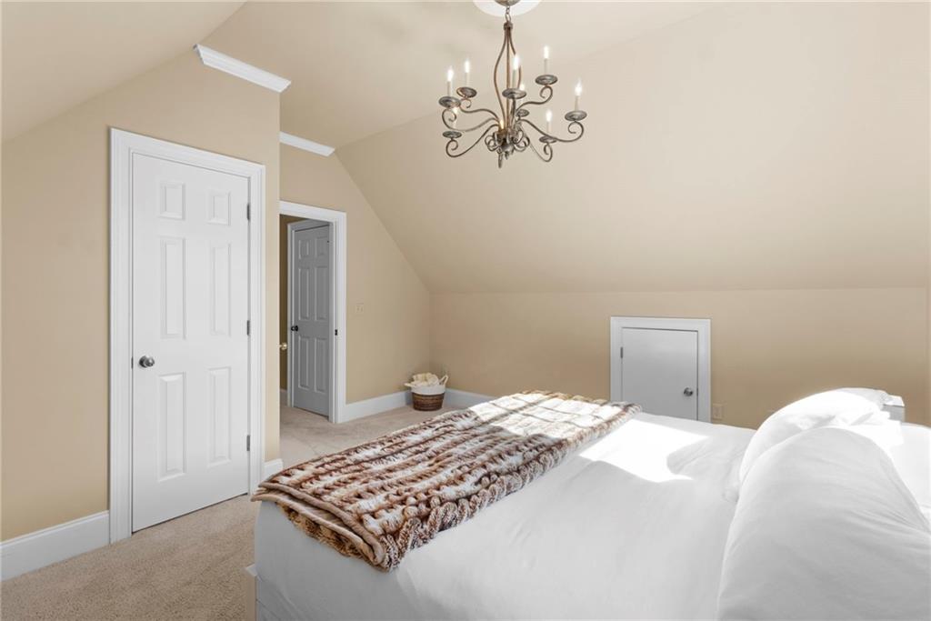 22 Laurel Ridge Point