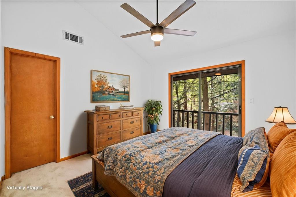 24 White Oak Knoll