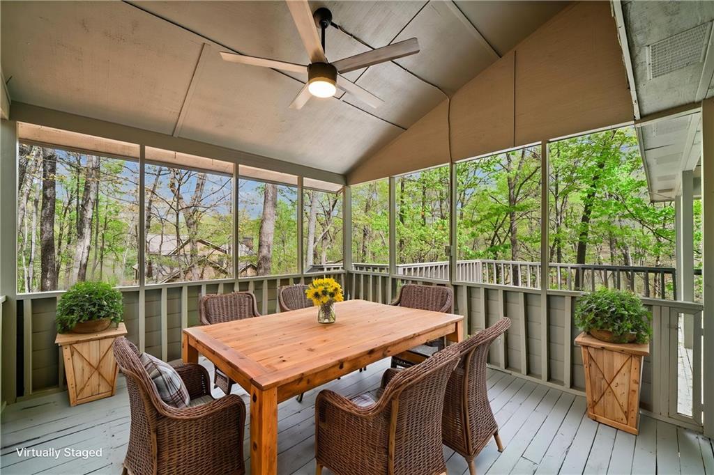 24 White Oak Knoll