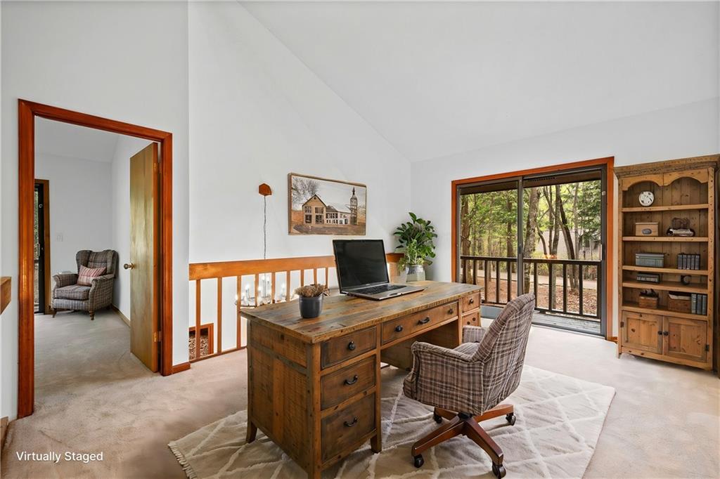24 White Oak Knoll