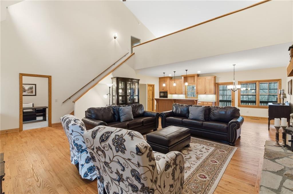 11 Poplar Circle