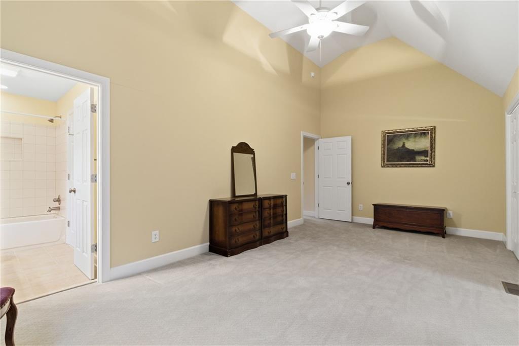11 Poplar Circle