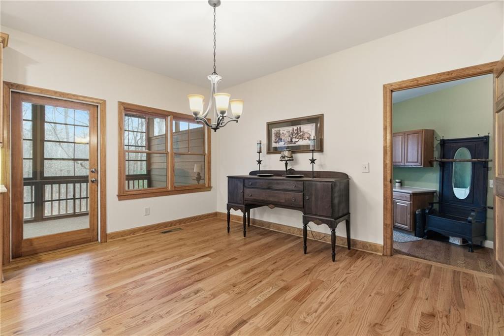 11 Poplar Circle