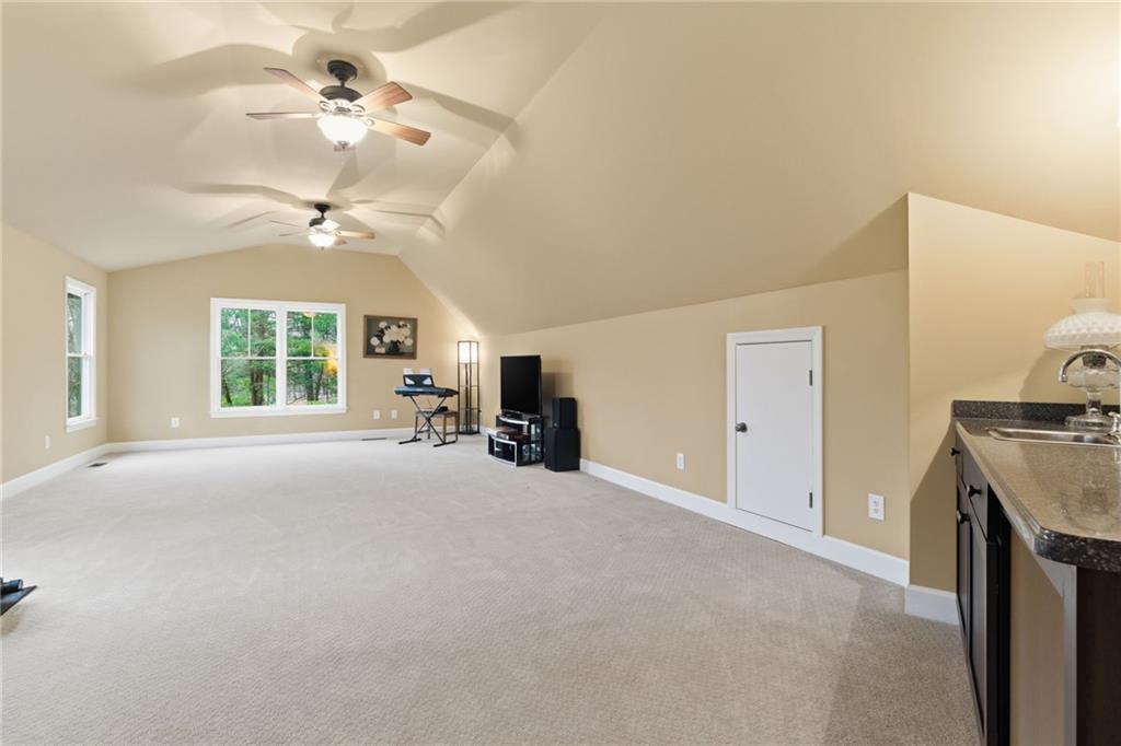 11 Poplar Circle