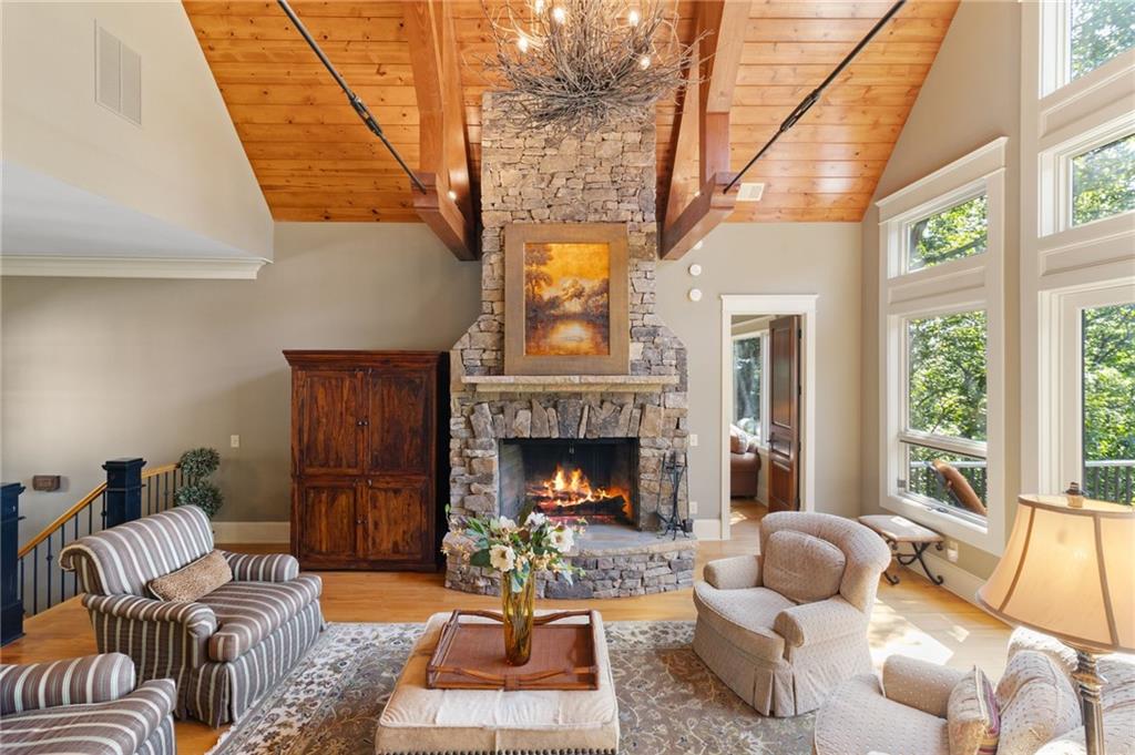 465 Huckleberry Trail