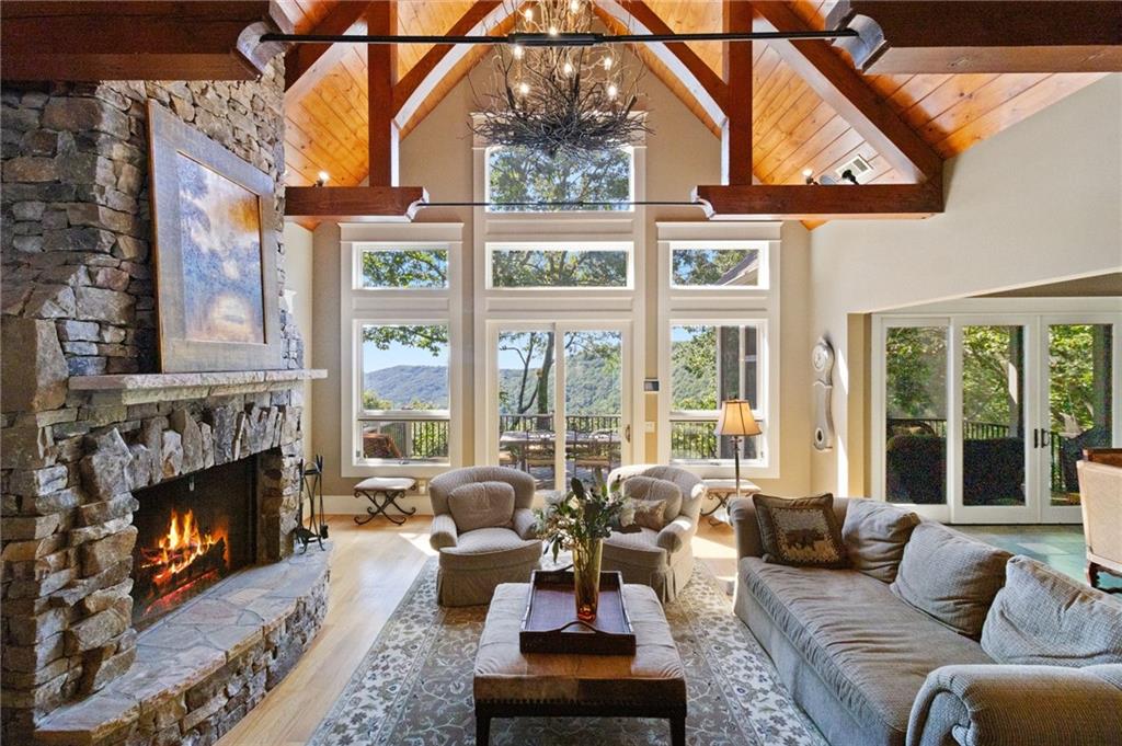 465 Huckleberry Trail