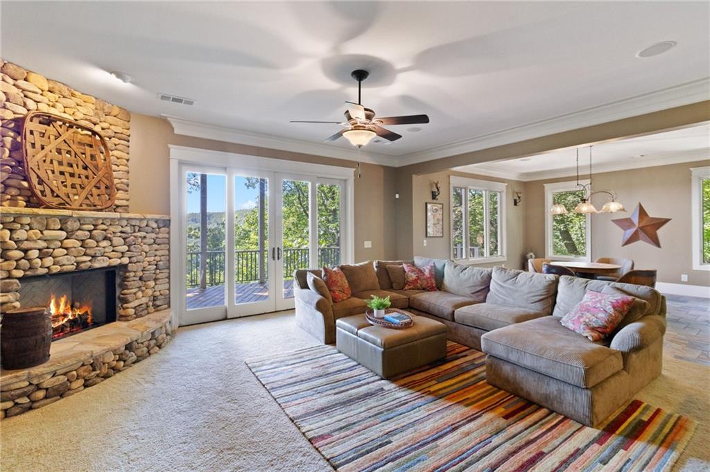 465 Huckleberry Trail