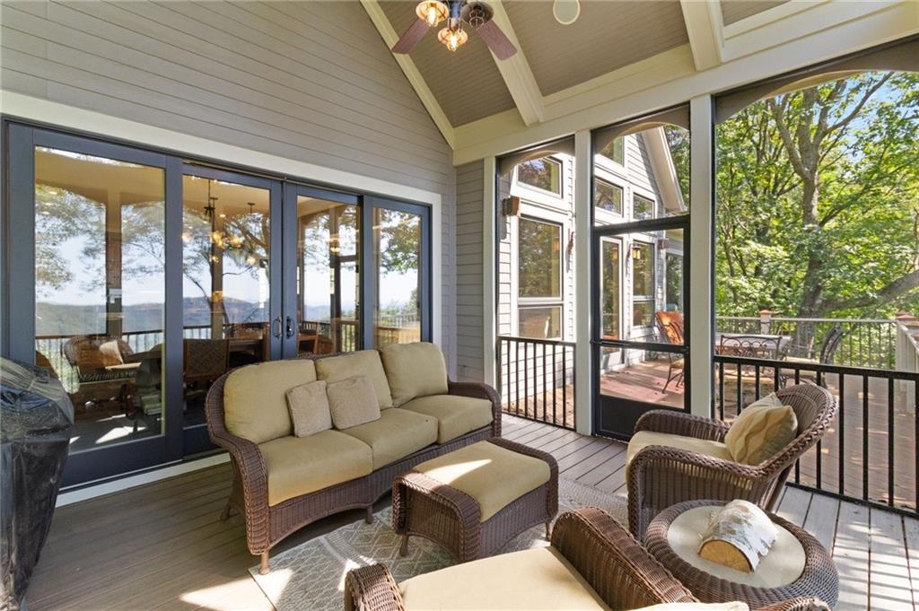 465 Huckleberry Trail