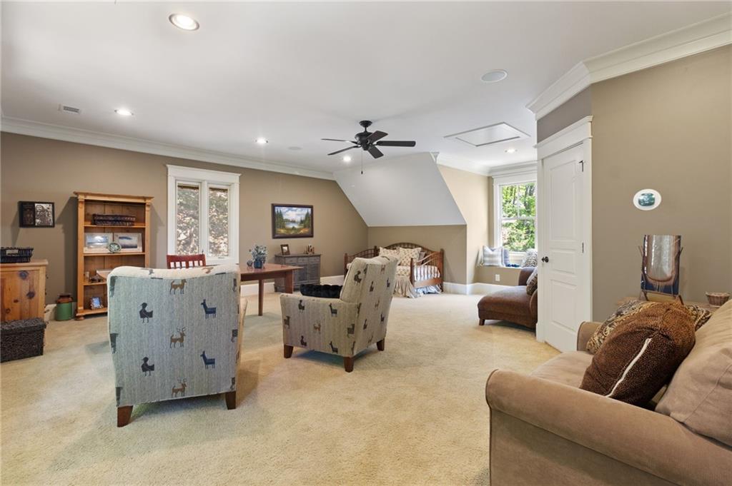 465 Huckleberry Trail