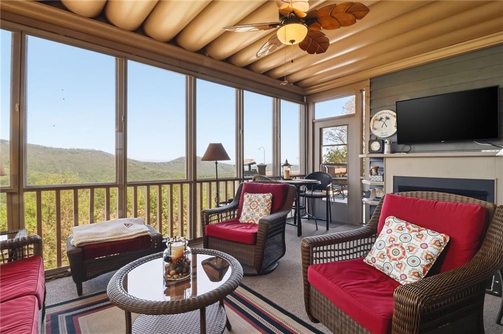 1692 Ridgeview Drive