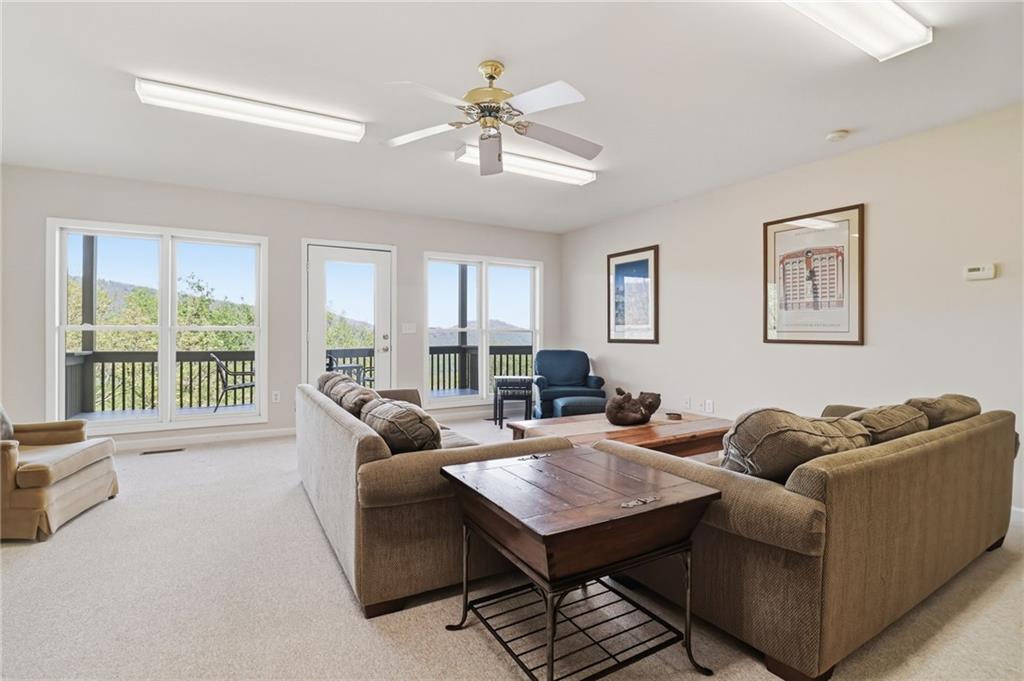 1692 Ridgeview Drive