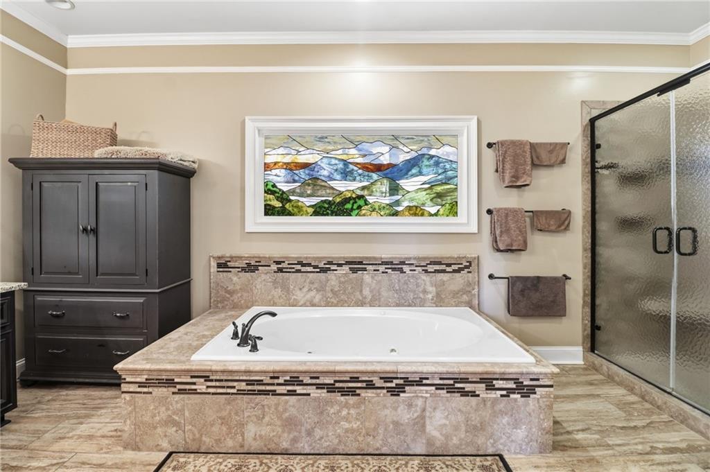1692 Ridgeview Drive