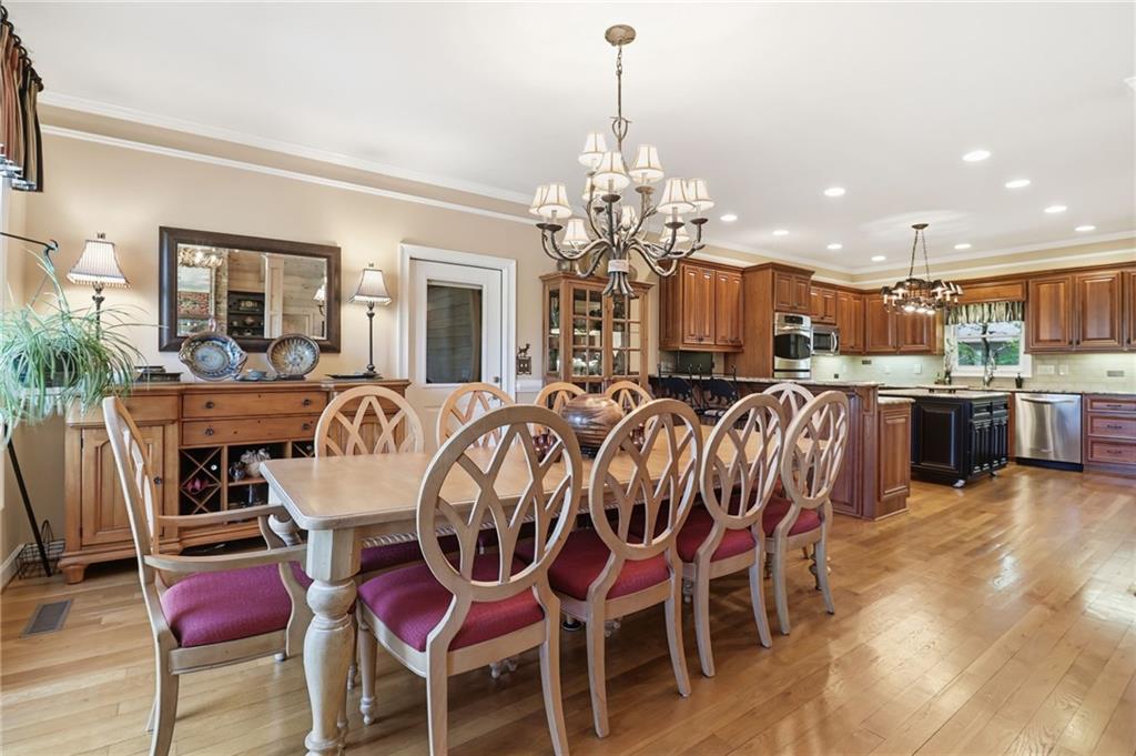 1692 Ridgeview Drive