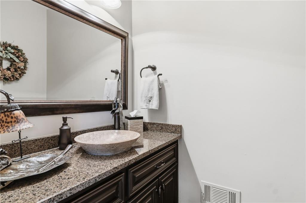 1692 Ridgeview Drive