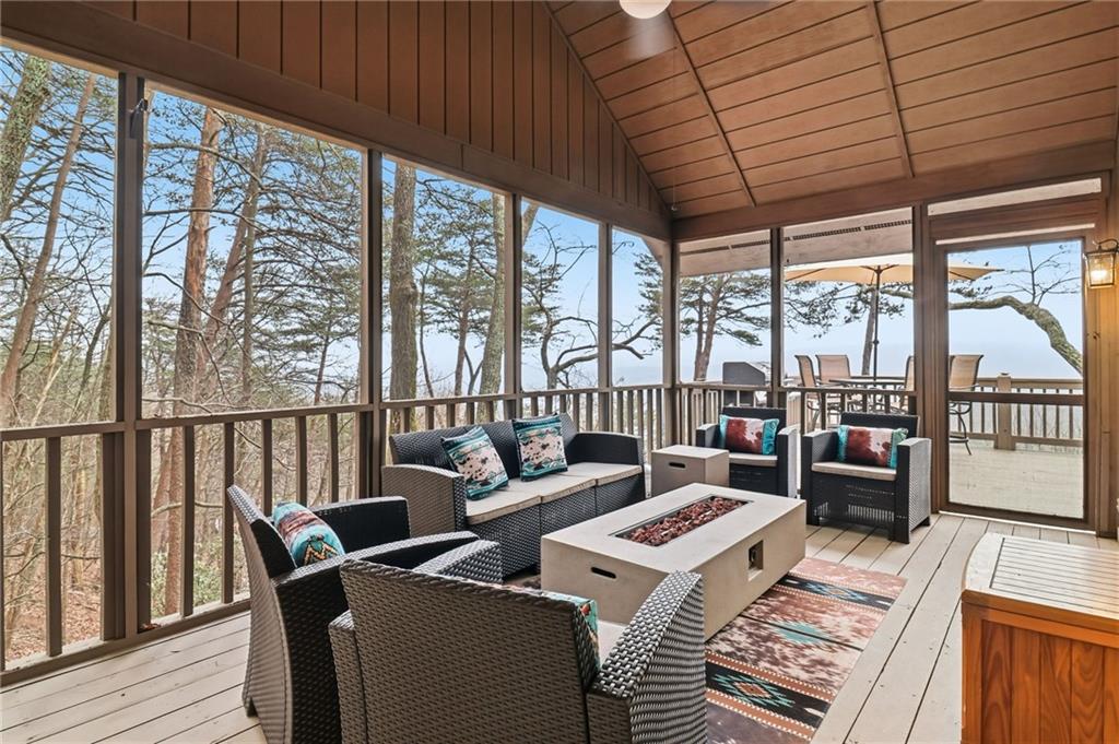 674 Grouse Gap Drive