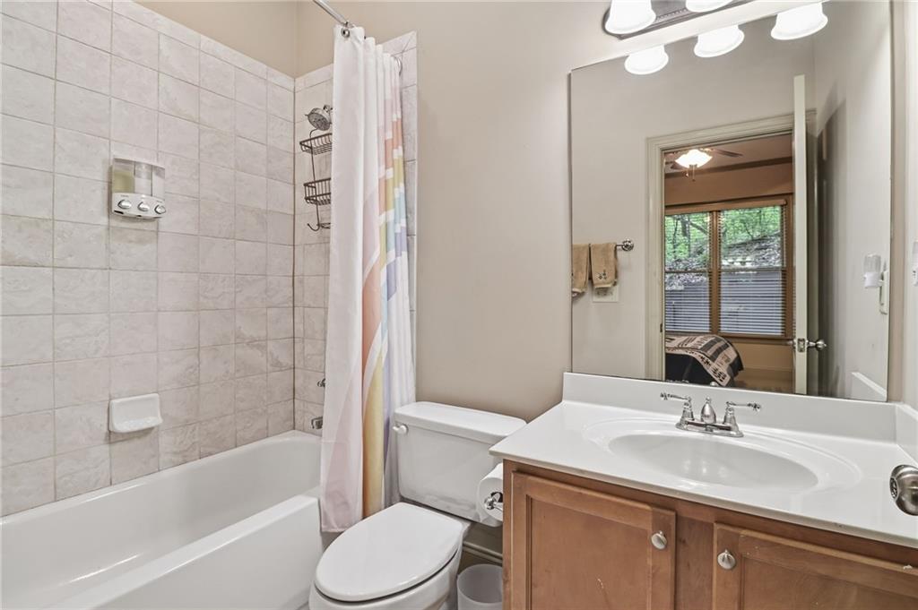 1105 Valley View Drive