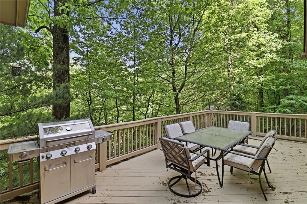 1105 Valley View Drive