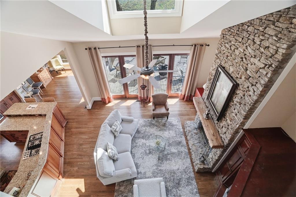 1021 Falcon Heights