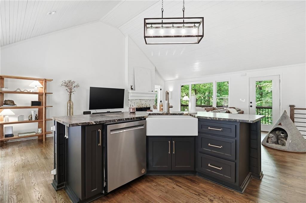 648 Bellflower Drive