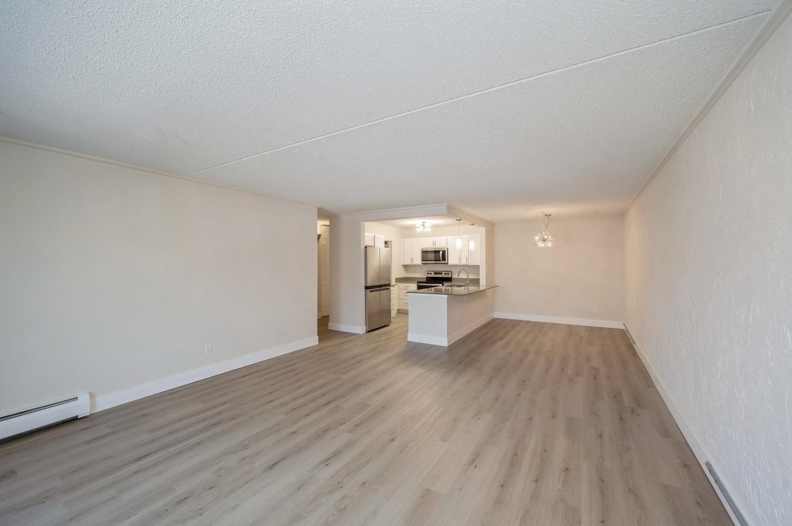 10531 Cedar Lake Road Unit: 517